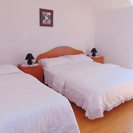 Pansion Kardum Bed & Breakfast
