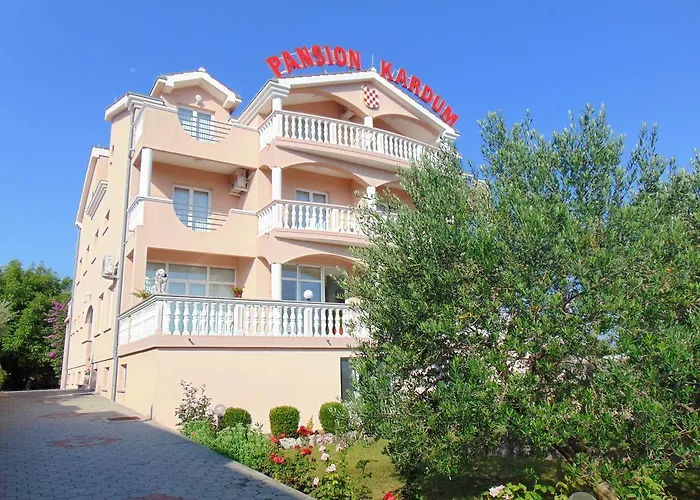 Pansion Kardum 3*