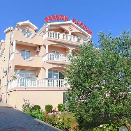 Pansion Kardum 3*